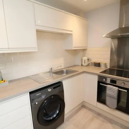 The Hive - Ih21all - Apt 2